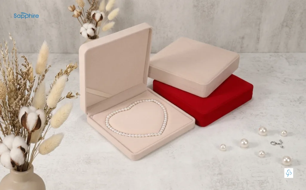 luxury jewellery box makers in uae
