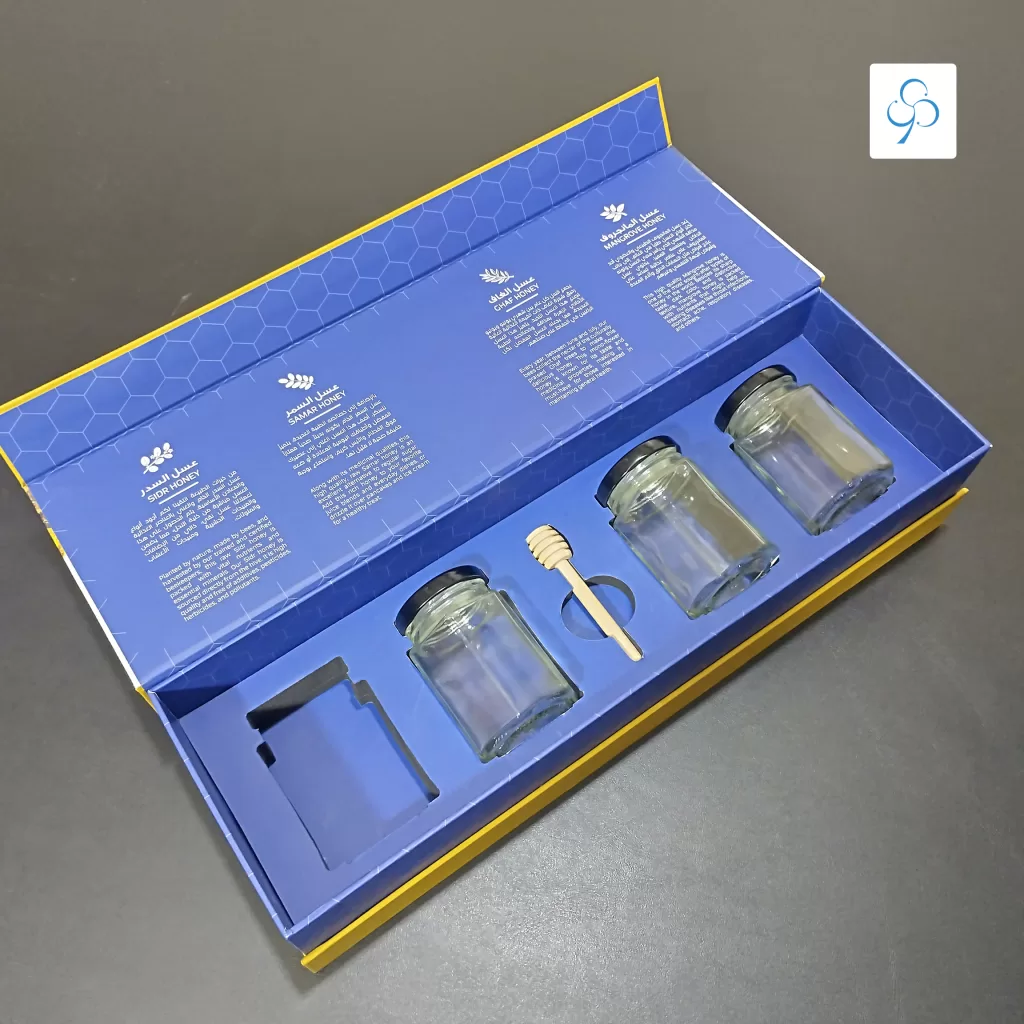 corporate gift box packaging dubai